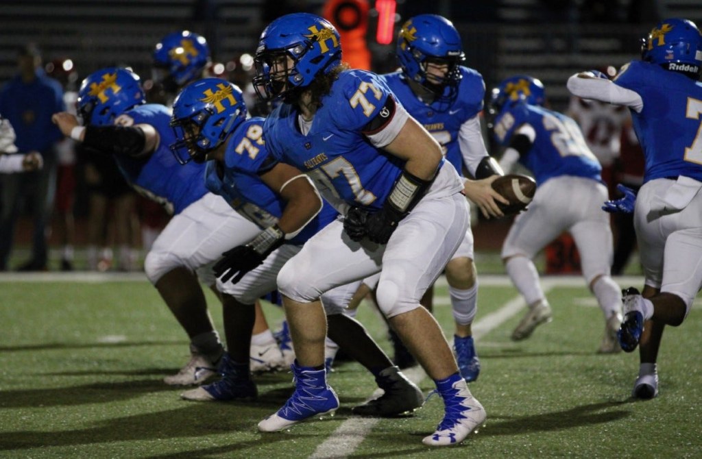 Picture of: Hutchinson High football gets rematch against Maize in quarterfinals